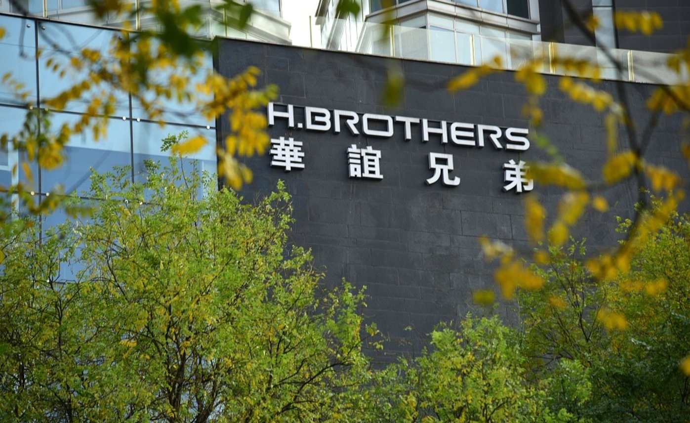 文化资产证券化破局债务危机：华谊兄弟“艺术品+IP”ABS增资与降债的双重实践